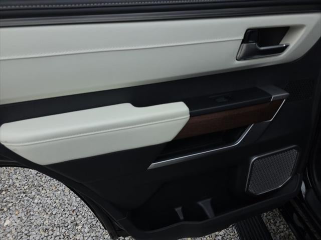 2024 Toyota Sequoia Capstone