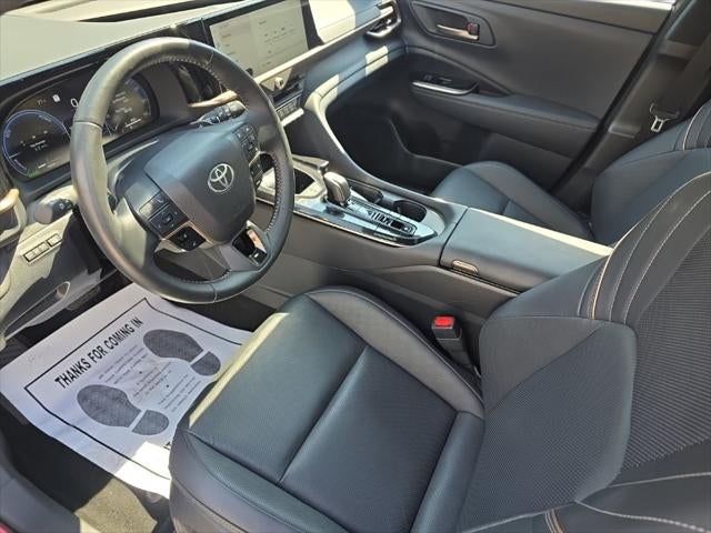 2025 Toyota Crown Signia XLE