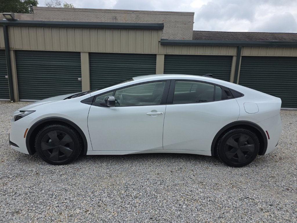 2026 Toyota Prius LE