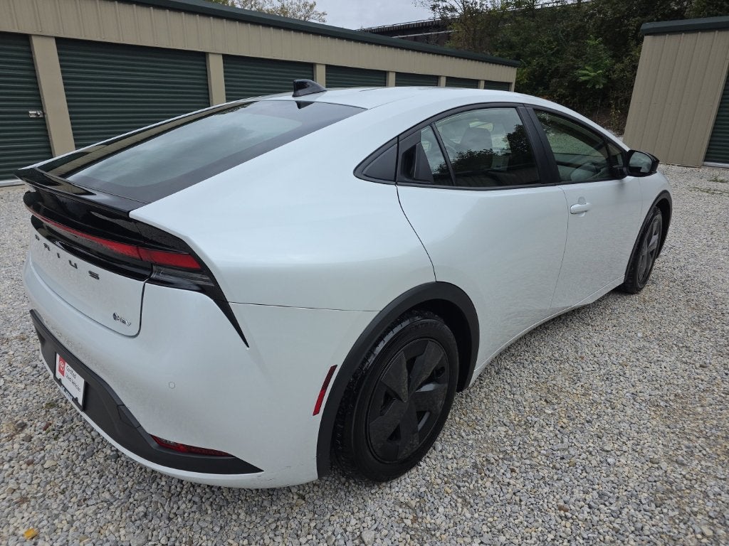 2026 Toyota Prius LE