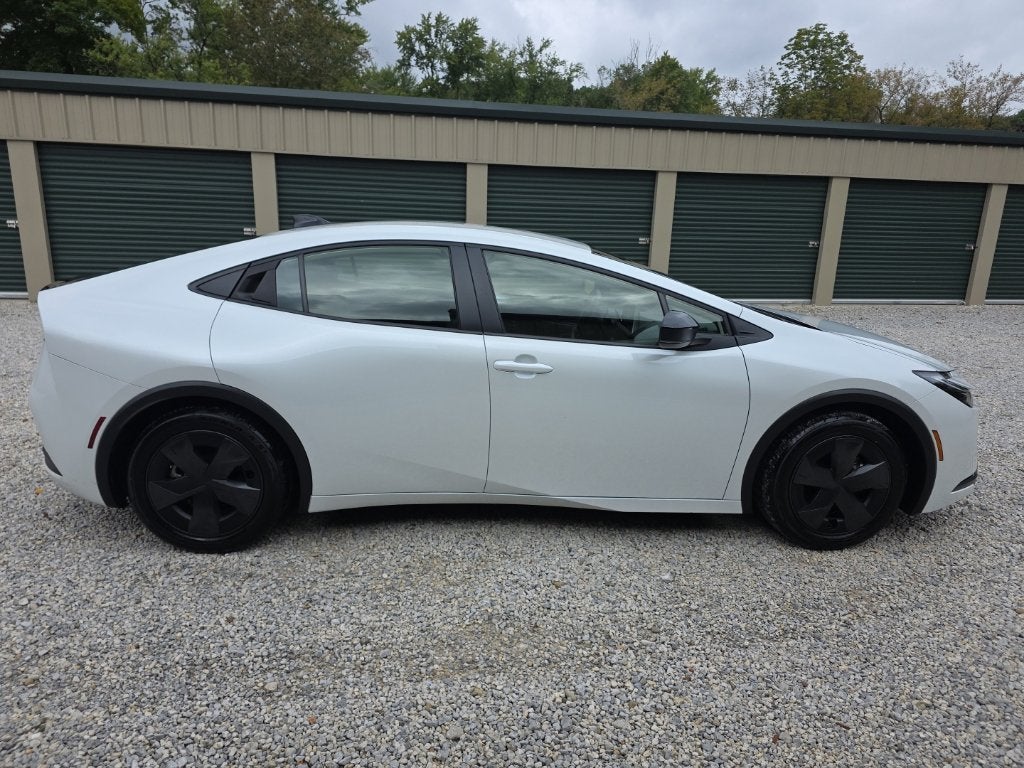 2026 Toyota Prius LE
