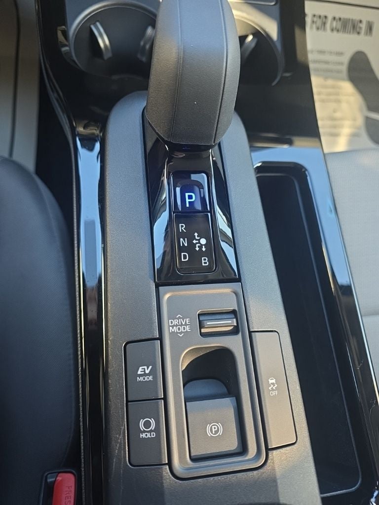 2024 Toyota Prius LE