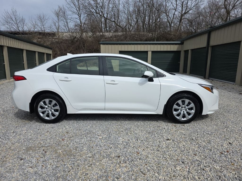 2025 Toyota Corolla Hybrid LE