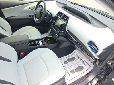 2019 Toyota Prius XLE AWD-e