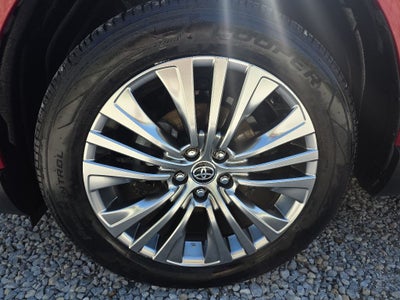 2024 Toyota Venza XLE