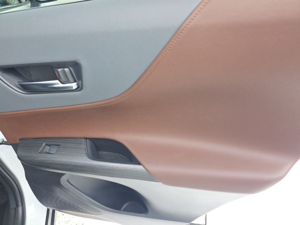 2024 Toyota Venza XLE