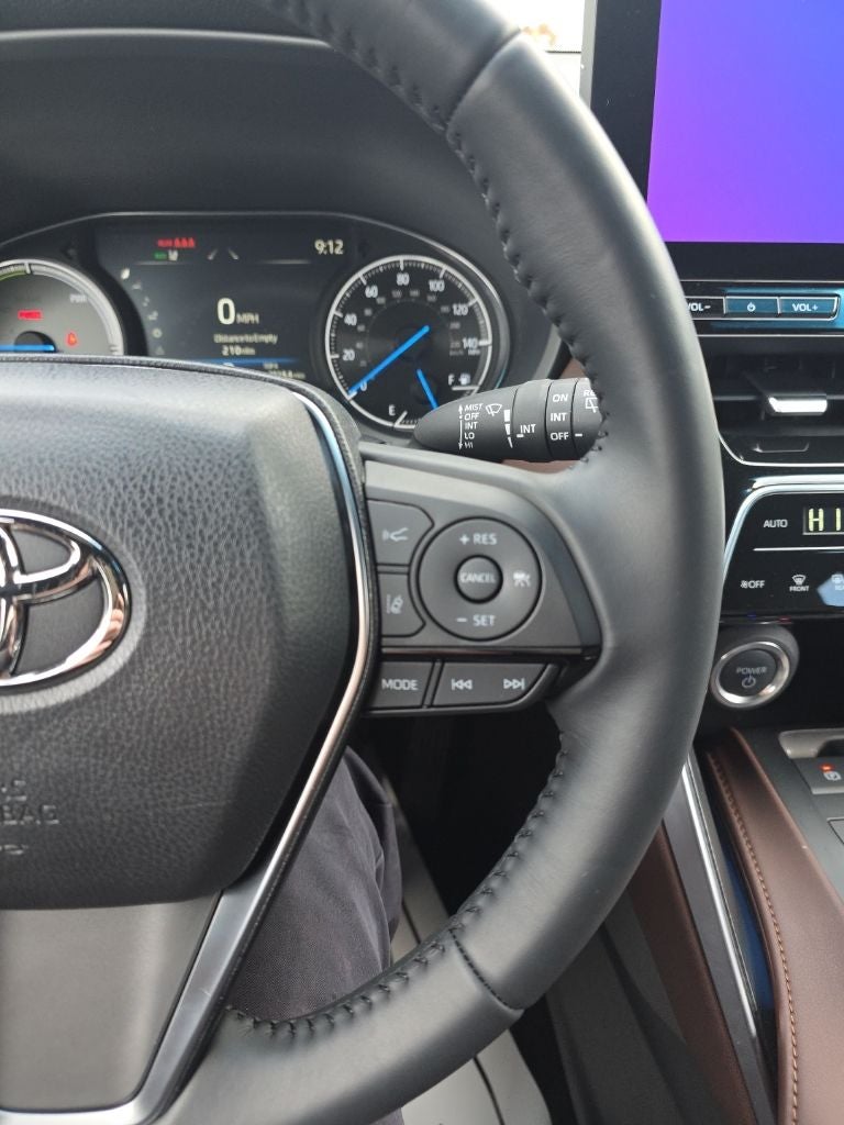 2024 Toyota Venza XLE