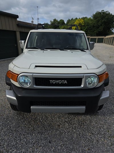 2014 Toyota FJ Cruiser Base