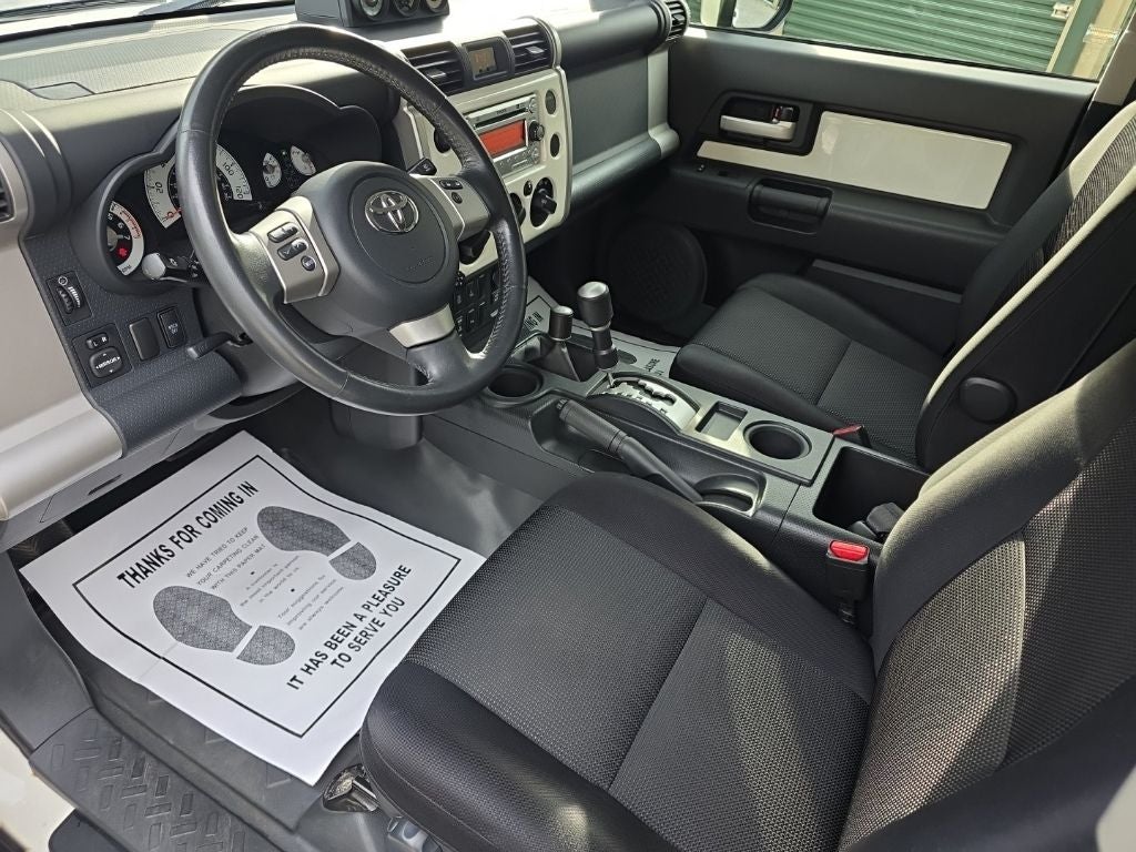 2014 Toyota FJ Cruiser Base