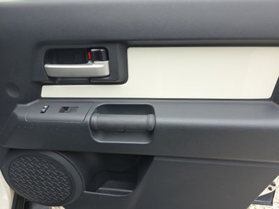 2014 Toyota FJ Cruiser Base