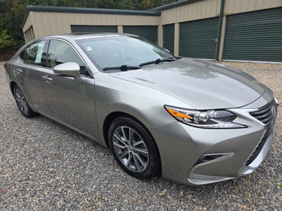 2018 Lexus ES 300h