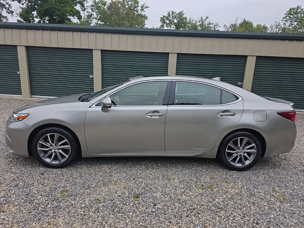 2018 Lexus ES 300h