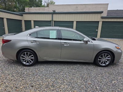 2018 Lexus ES 300h