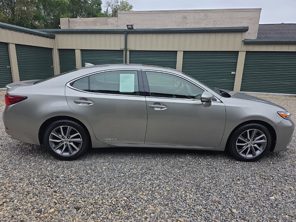 2018 Lexus ES 300h