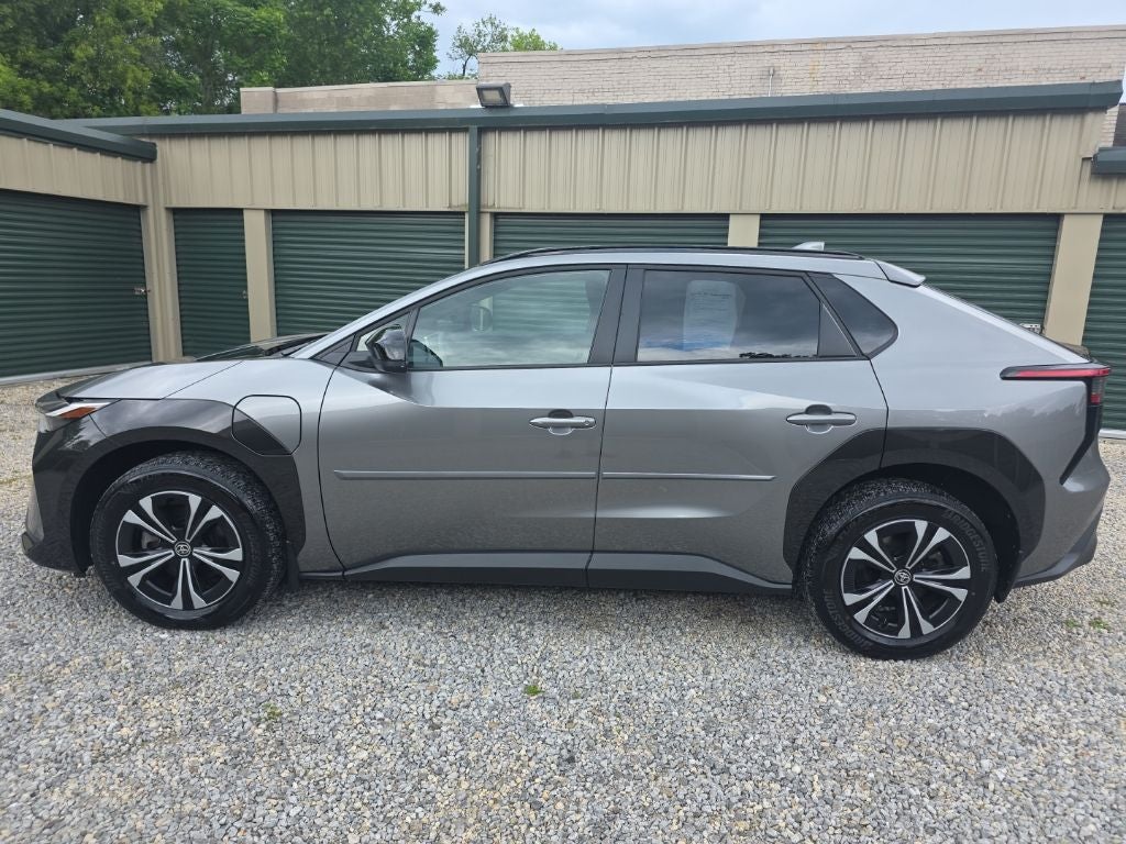 2024 Toyota bZ4X XLE