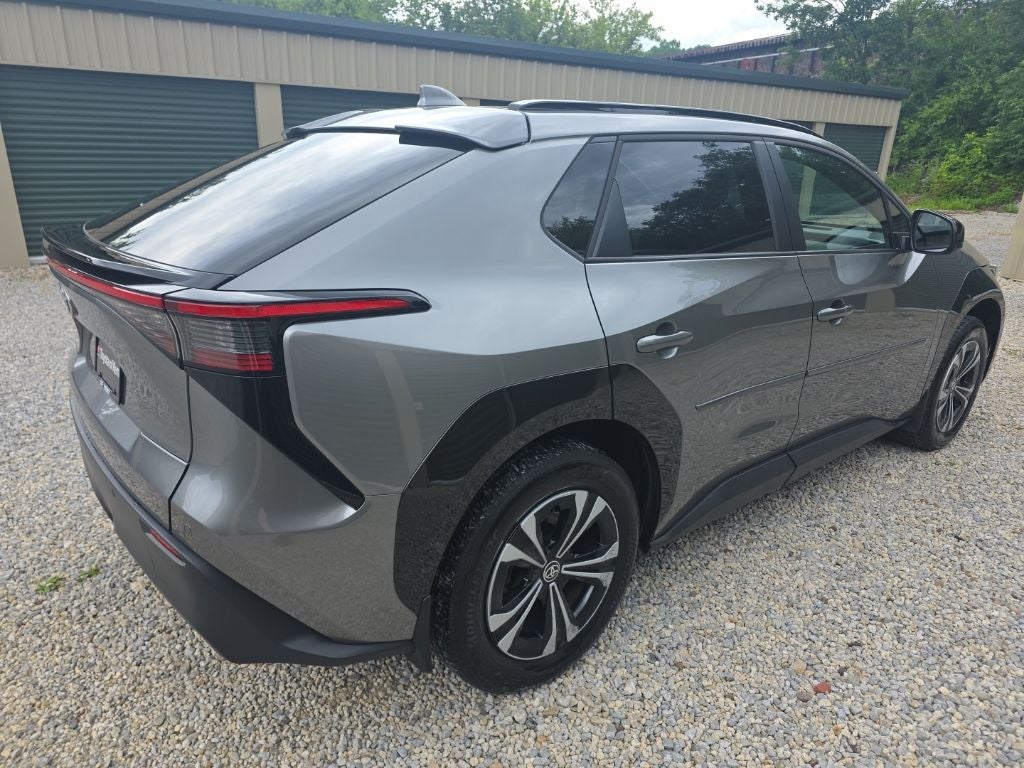 2024 Toyota bZ4X XLE