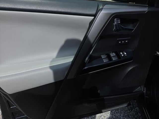 2016 Toyota RAV4 Hybrid Limited
