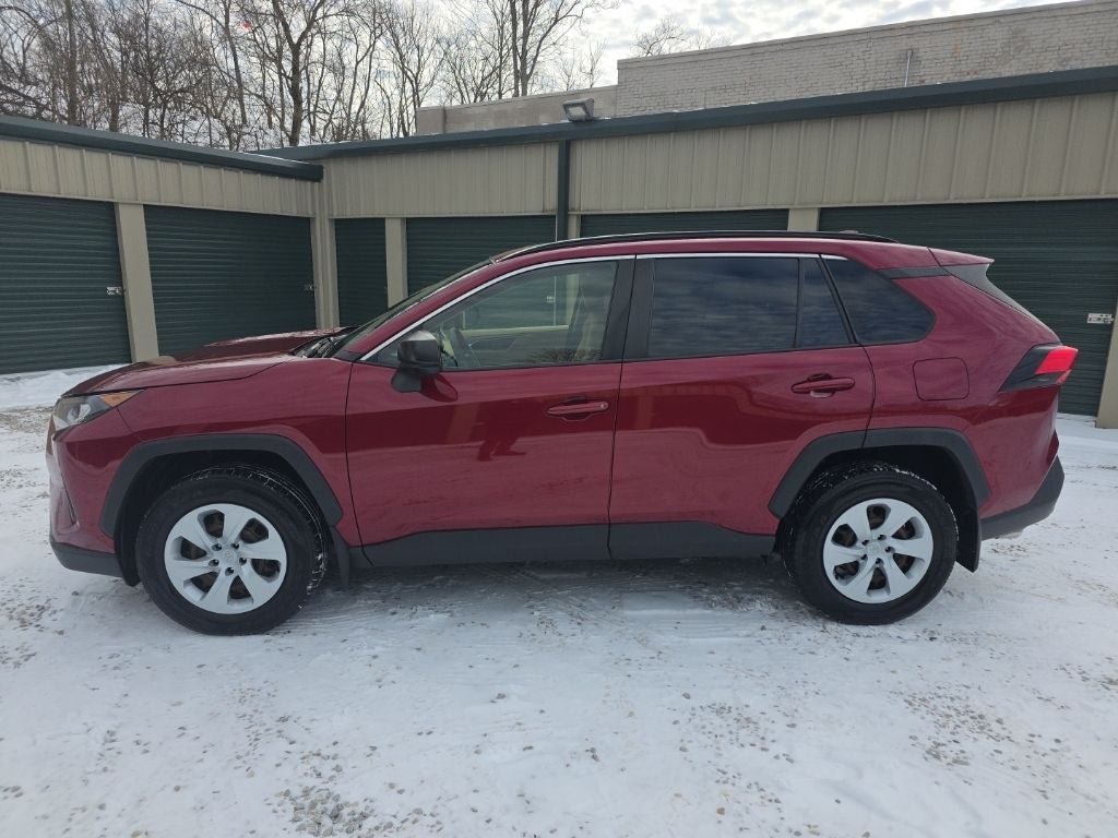 2019 Toyota RAV4 LE