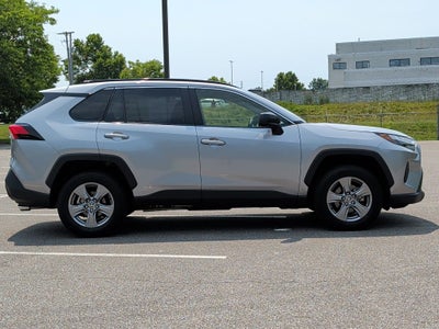 2025 Toyota RAV4 Hybrid LE