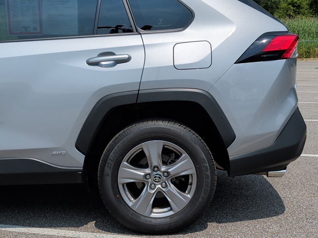 2025 Toyota RAV4 Hybrid LE