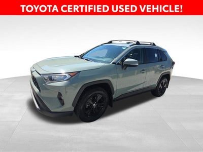 2020 Toyota RAV4 XLE