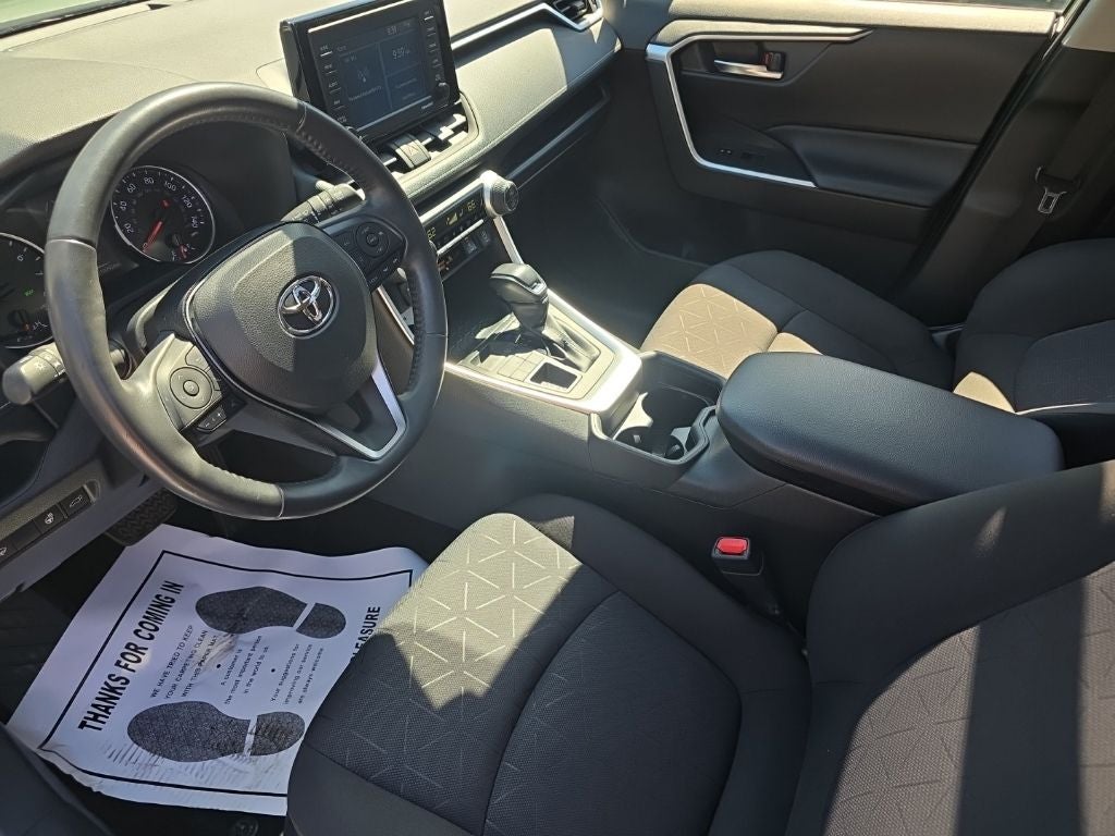 2020 Toyota RAV4 XLE