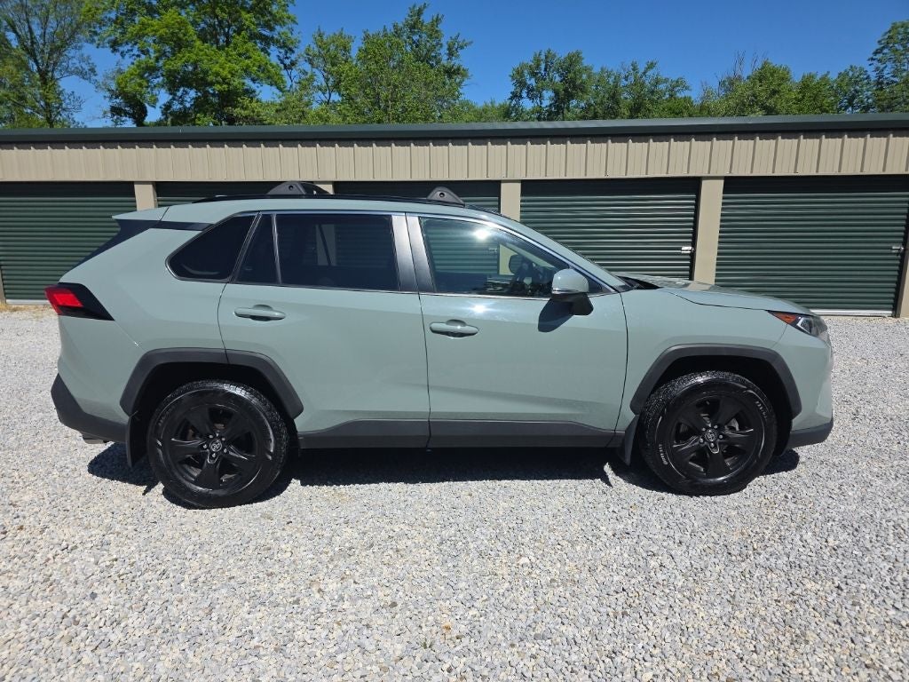 2020 Toyota RAV4 XLE