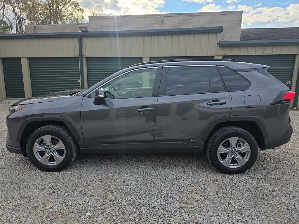 2025 Toyota RAV4 Hybrid XLE