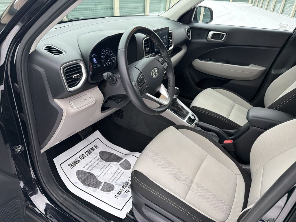 2021 Hyundai Venue SEL