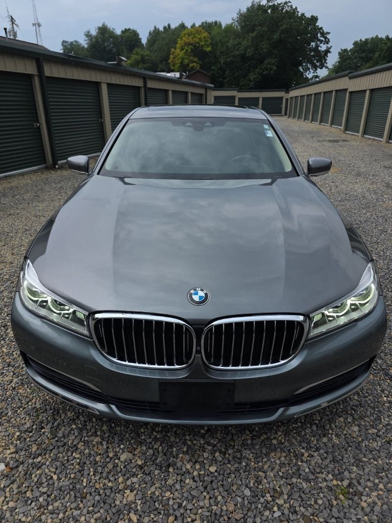 2016 BMW 7 Series 750i xDrive