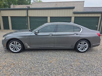 2016 BMW 7 Series 750i xDrive
