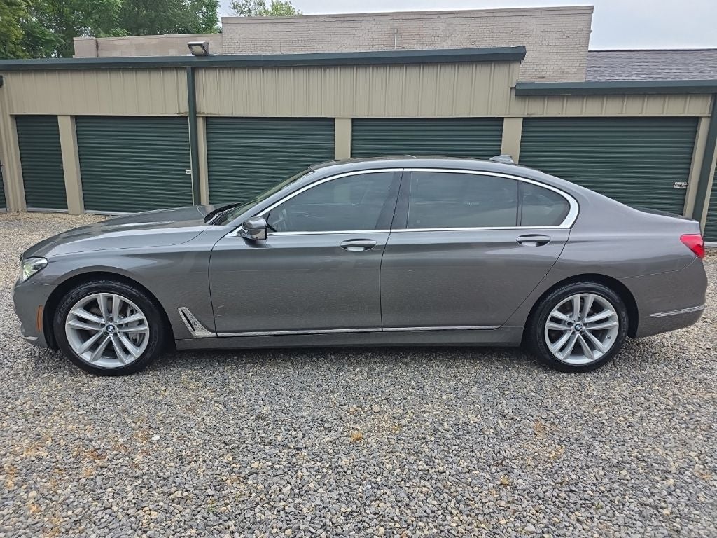2016 BMW 7 Series 750i xDrive