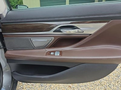 2016 BMW 7 Series 750i xDrive