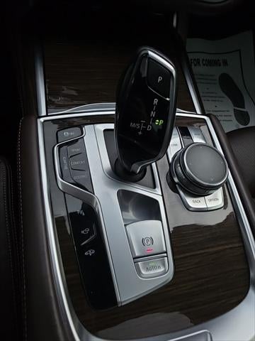 2016 BMW 7 Series 750i xDrive