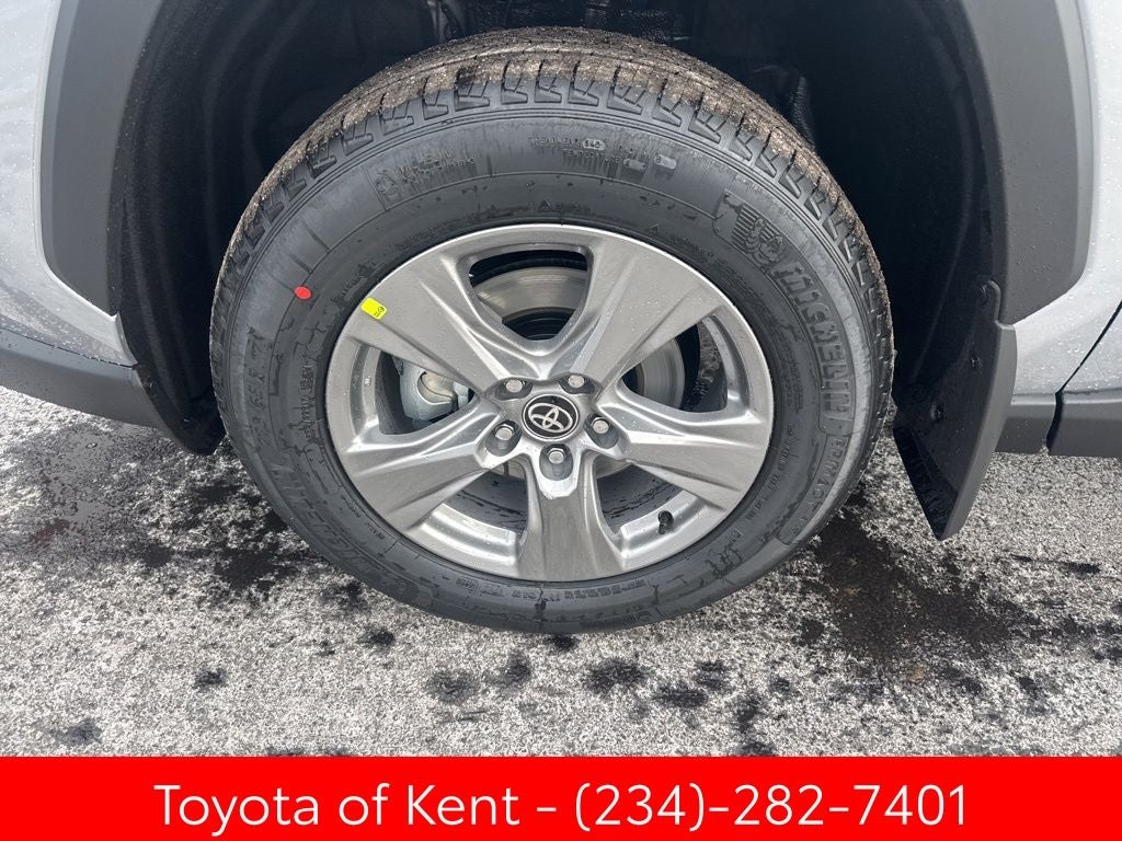 2025 Toyota RAV4 XLE