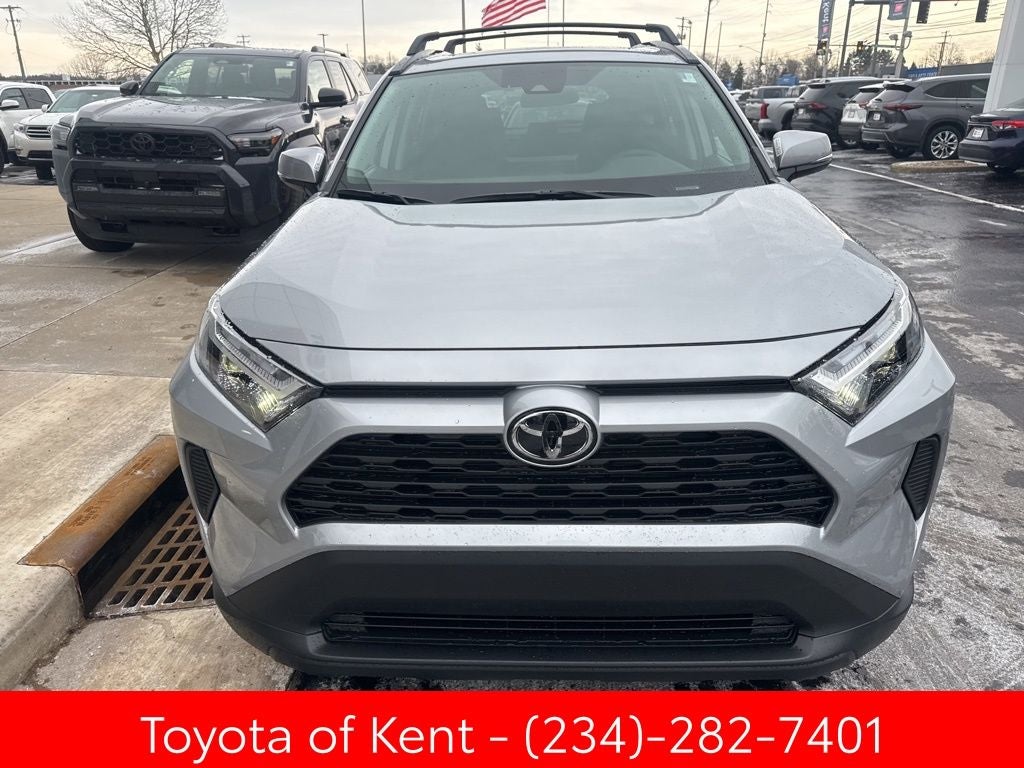 2025 Toyota RAV4 XLE