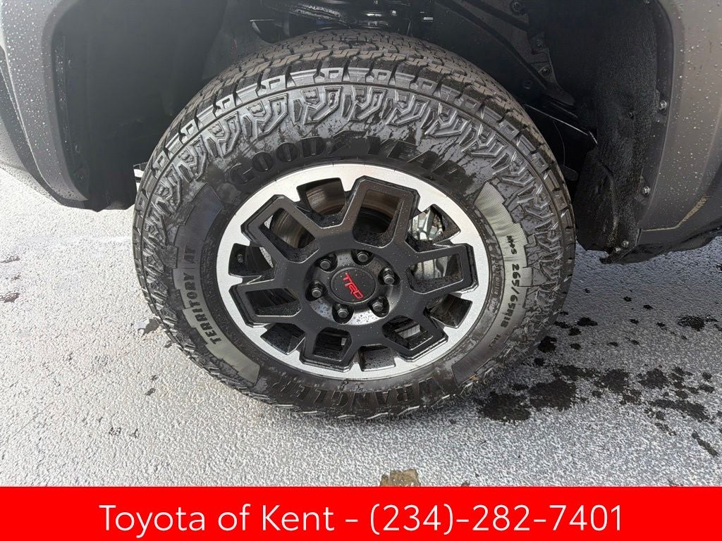 2026 Toyota Tacoma TRD Off Road - Photo 3
