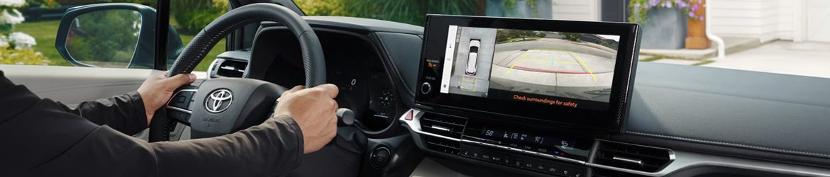 The infotainment system the 2025 Toyota Sienna in Kent, OH